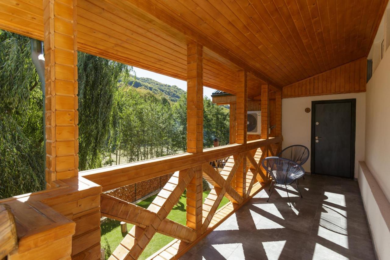 Buturuga Mica Villa Nehoiu Luaran gambar